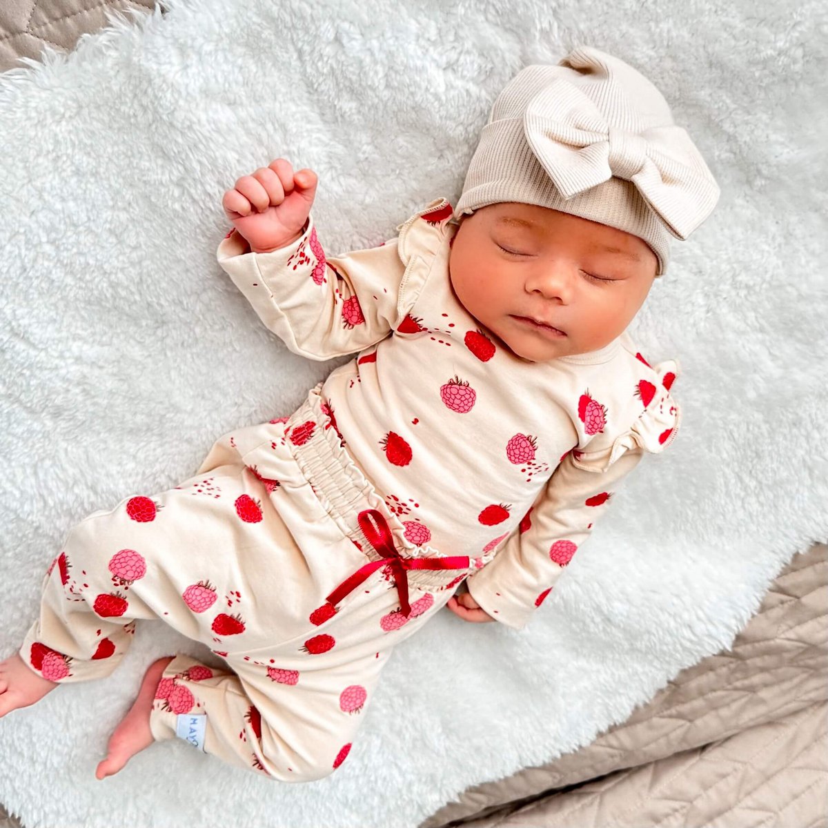May Mays newborn mutsje Hailey rib beige