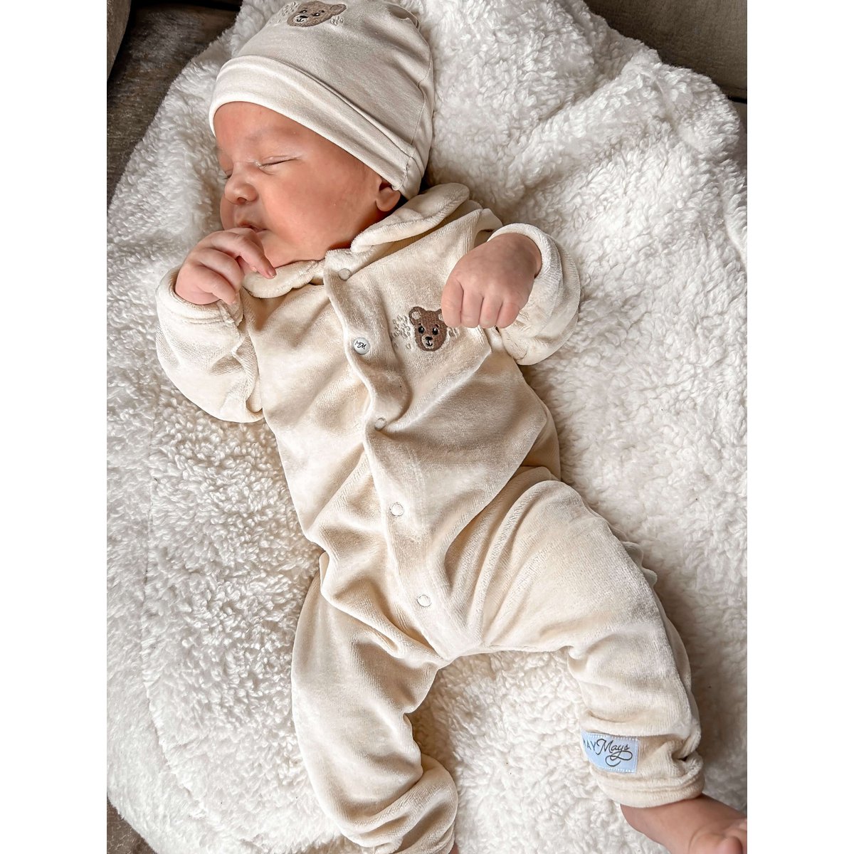 May Mays newborn mutsje Teddy beertje beige