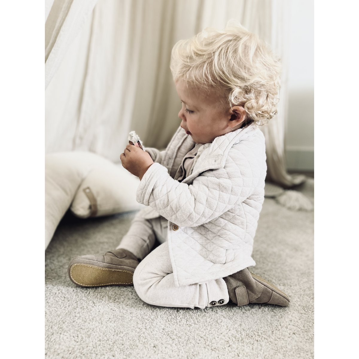 Suede Classic Boots - Taupe