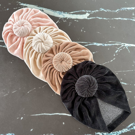 May Mays turban mutsje velvet zwart