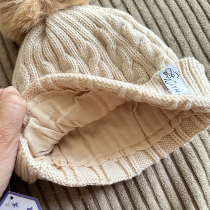 May Mays baby wintermuts Oliver gebreid beige pompom