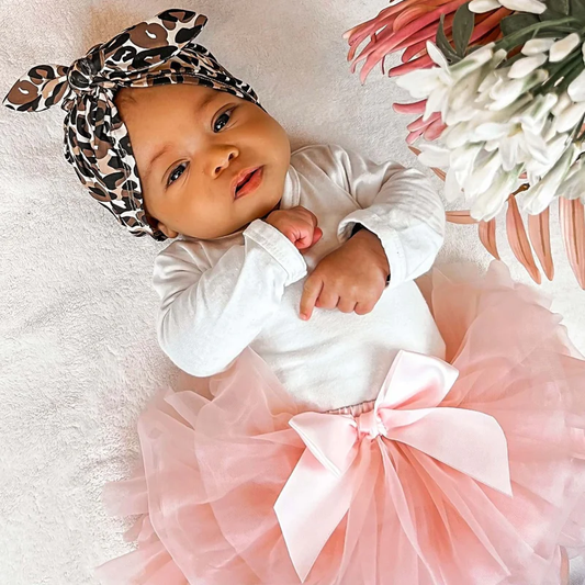 May Mays mutsje Lilly strik panter